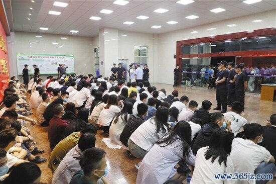 杠杆炒股股票 微信“高人”承诺炒股稳赚 500多人被骗超3000万